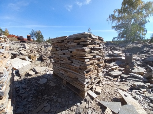 Плитняк златолит серебристый для мощения на бетон купить в Электростали