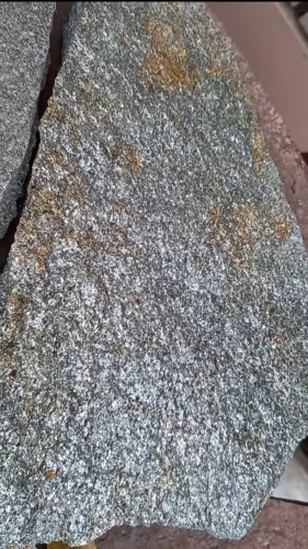 Плитняк златолит серебристый для цоколя, отмостки купить в Электростали