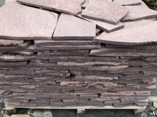 Плитняк лемезит бордовый для облицовки цоколя 20-25 мм  купить в Электростали