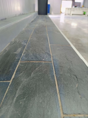 Плитка чёрная из натурального камня фасадная 30 см * 5 см, толщина 7 мм -30 мм купить в Электростали